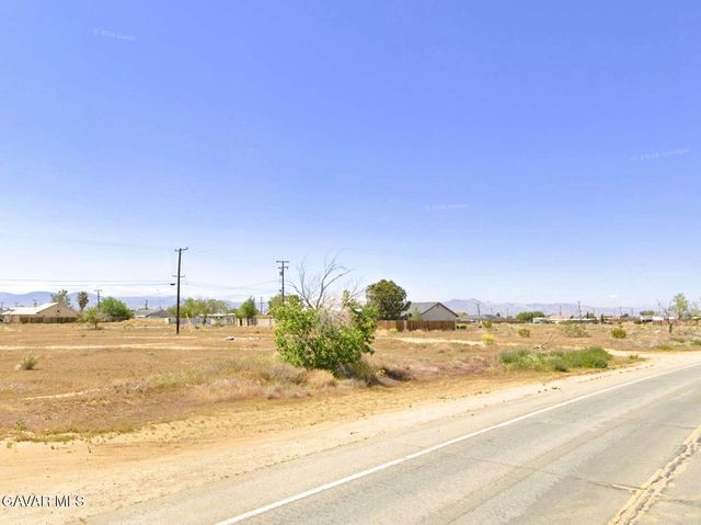 8628 Loop Boulevard, California City, CA 93505