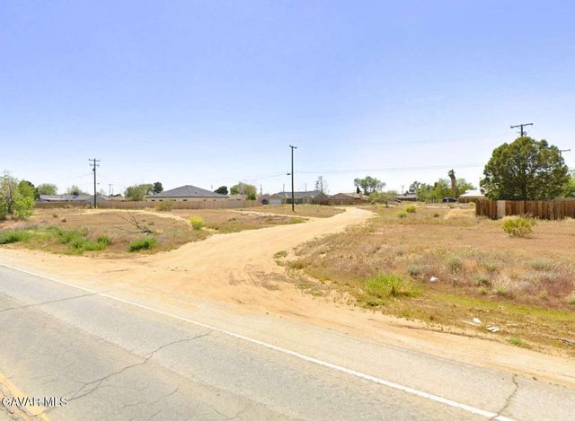 8628 Loop Boulevard, California City, CA 93505