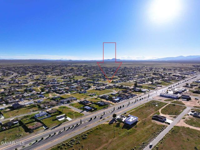 8628 Loop Boulevard, California City, CA 93505