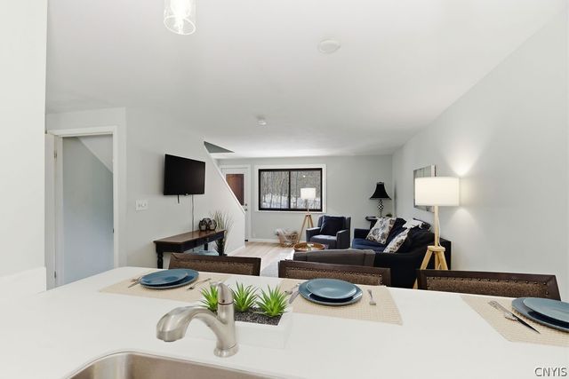 275 Cedar Court, Van Buren, NY 13027