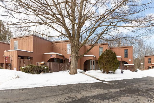 275 Cedar Court, Van Buren, NY 13027