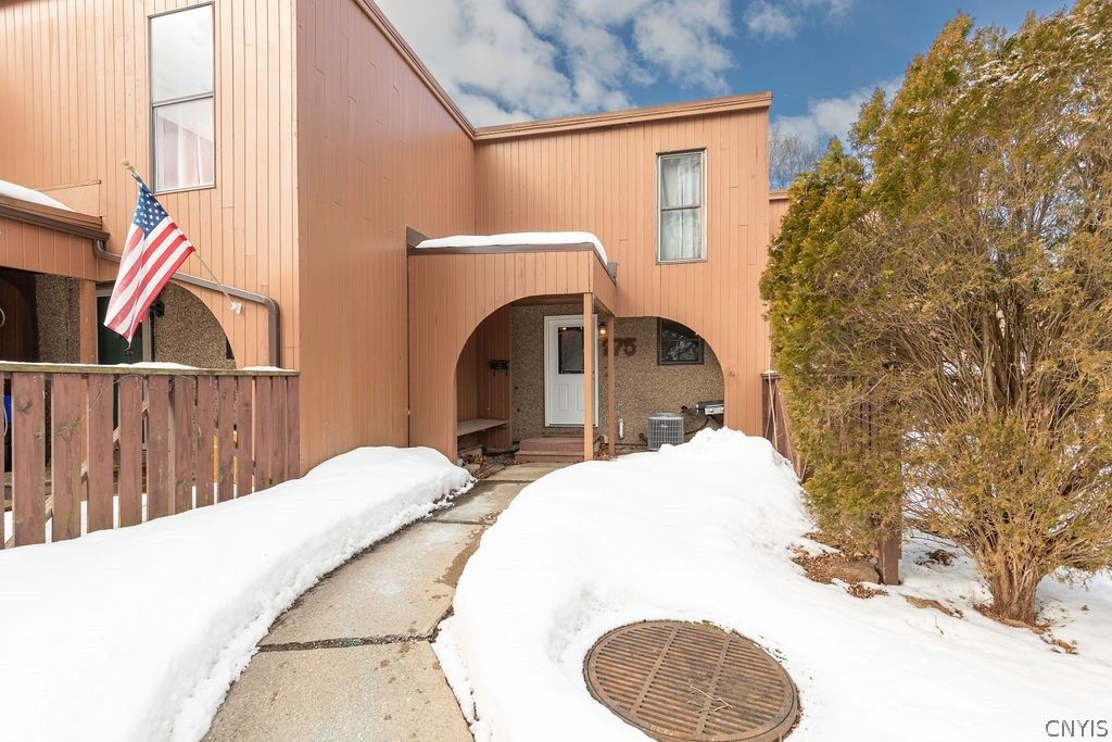 275 Cedar Court, Van Buren, NY 13027