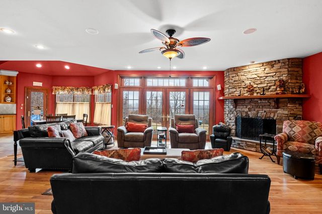 234 MILLER RD, Sinking Spring, PA 19608