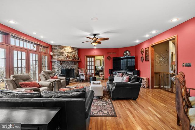 234 MILLER RD, Sinking Spring, PA 19608