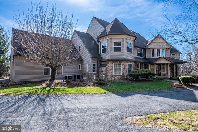 234 MILLER RD, Sinking Spring, PA 19608