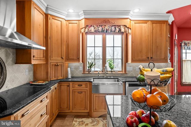 234 MILLER RD, Sinking Spring, PA 19608
