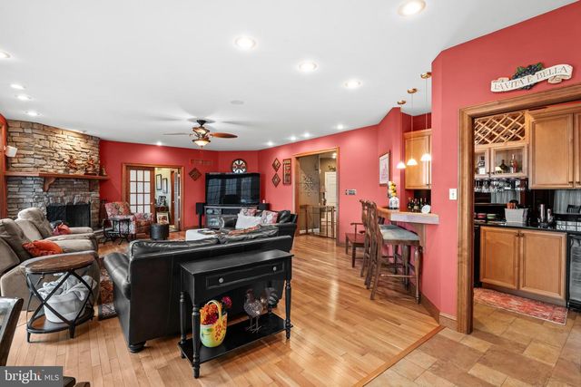 234 MILLER RD, Sinking Spring, PA 19608