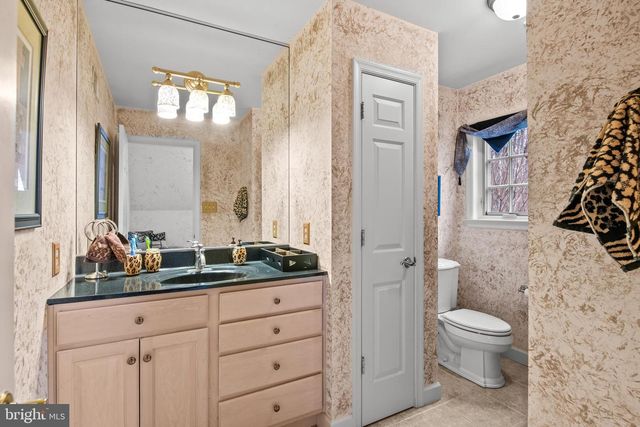 234 MILLER RD, Sinking Spring, PA 19608