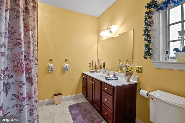 234 MILLER RD, Sinking Spring, PA 19608