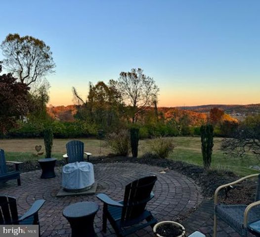 234 MILLER RD, Sinking Spring, PA 19608