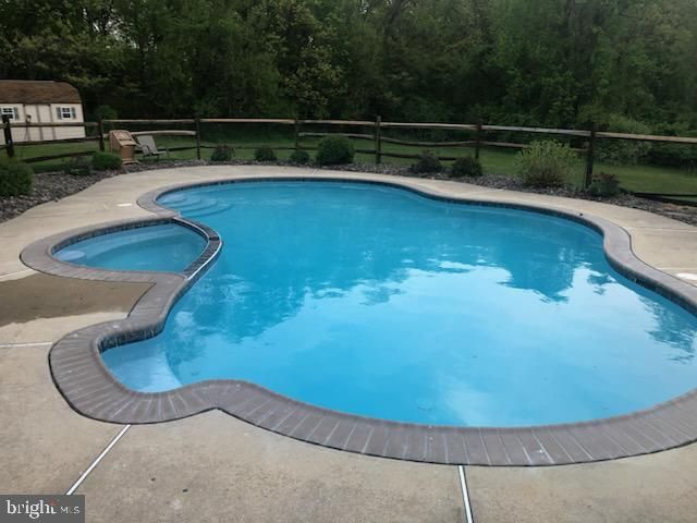 234 MILLER RD, Sinking Spring, PA 19608