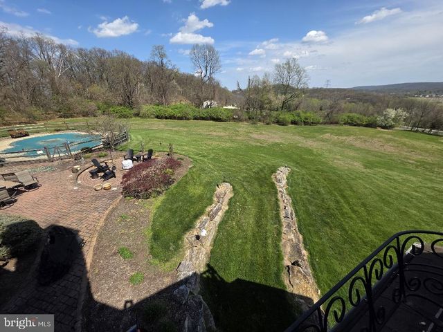 234 MILLER RD, Sinking Spring, PA 19608