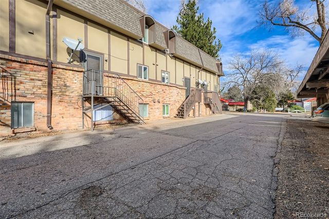8060 W 9th Avenue 107, Lakewood, CO 80214