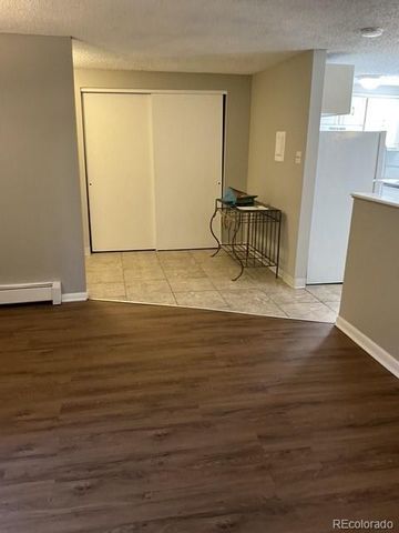 8060 W 9th Avenue 107, Lakewood, CO 80214