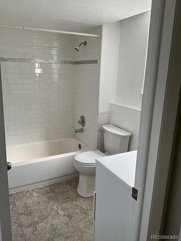 8060 W 9th Avenue 107, Lakewood, CO 80214