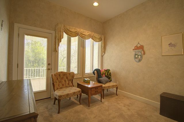 100 Westchester Circle, Kerrville, TX 78028