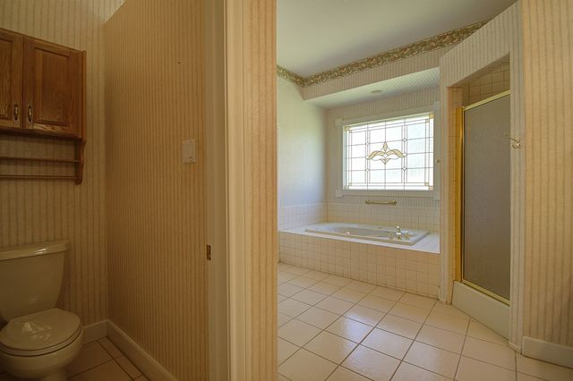 100 Westchester Circle, Kerrville, TX 78028