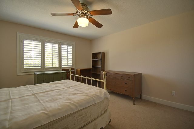 100 Westchester Circle, Kerrville, TX 78028