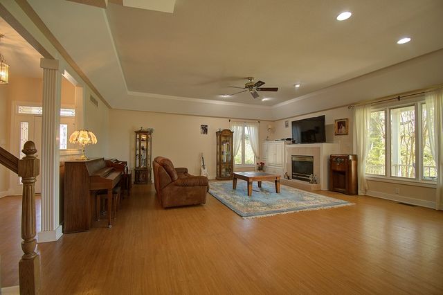 100 Westchester Circle, Kerrville, TX 78028