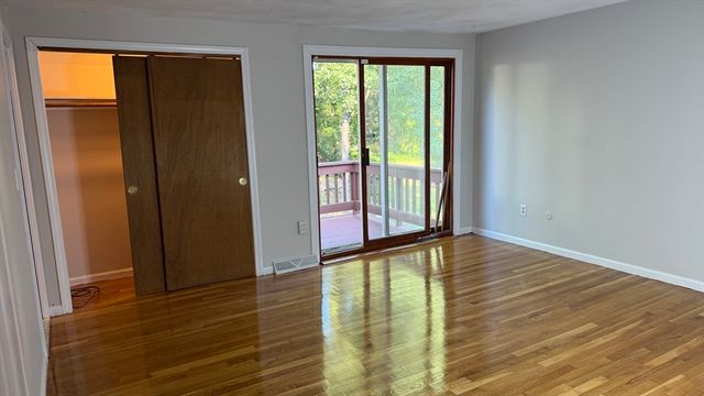 48 Badger Rd, Framingham, MA 01702