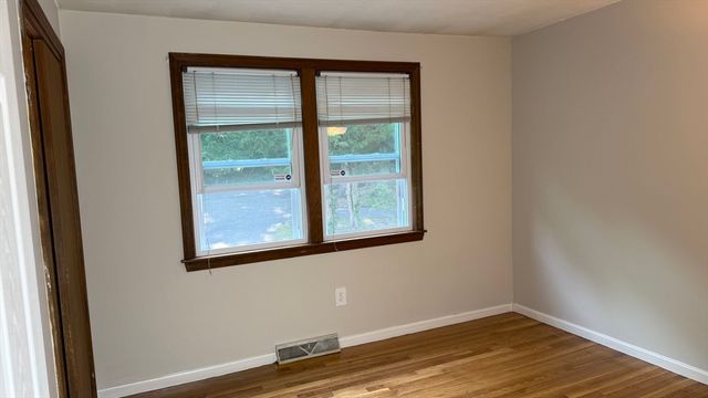 48 Badger Rd, Framingham, MA 01702