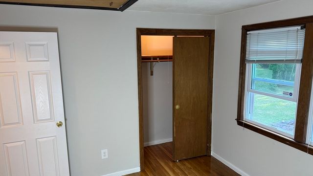 48 Badger Rd, Framingham, MA 01702