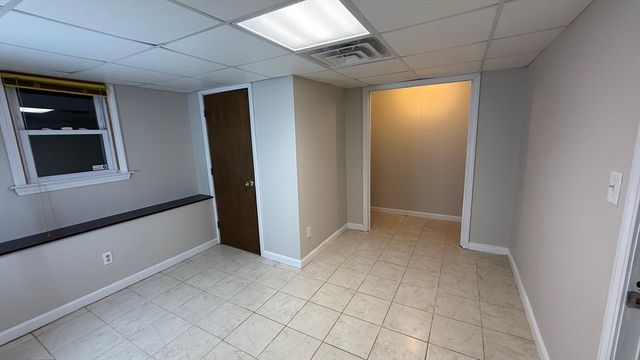 48 Badger Rd, Framingham, MA 01702
