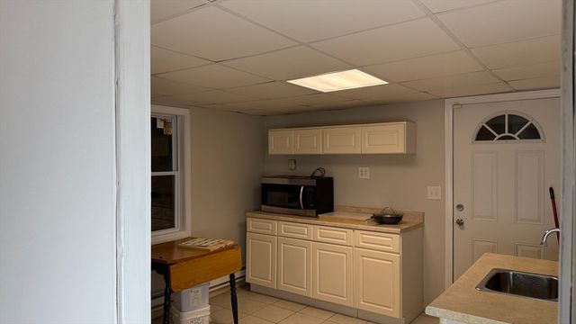 48 Badger Rd, Framingham, MA 01702