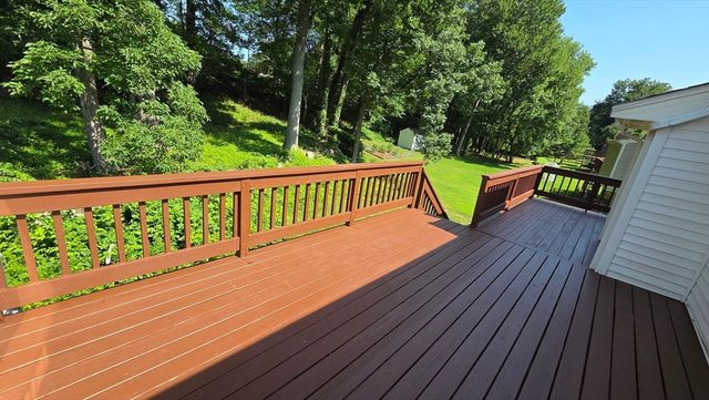 48 Badger Rd, Framingham, MA 01702