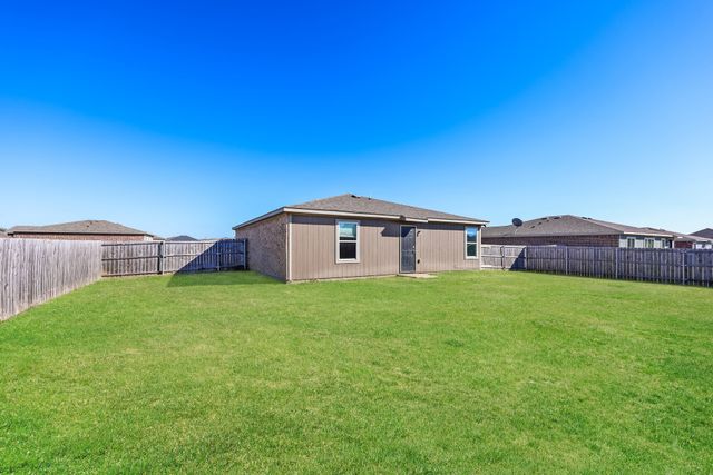 2712 William Street, Mabank, TX 75147