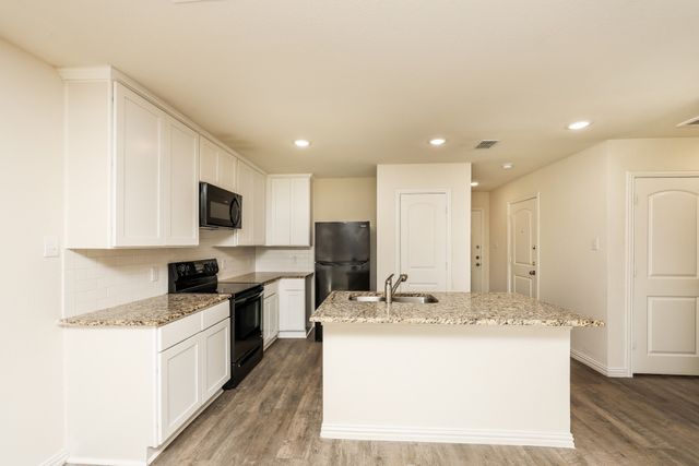 2712 William Street, Mabank, TX 75147