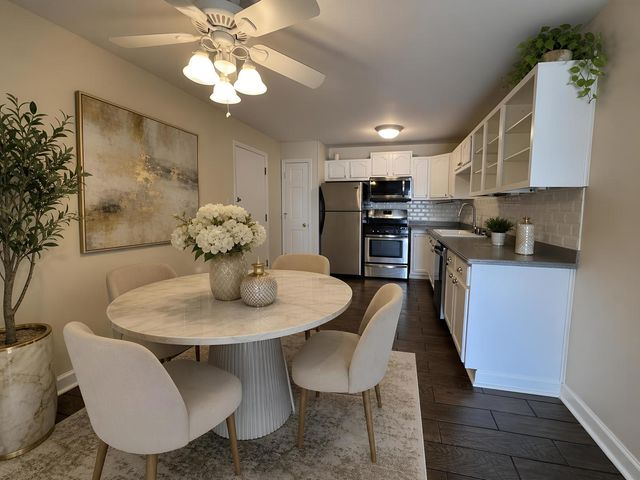 355 Bluff Avenue 3D, La Grange, IL 60525