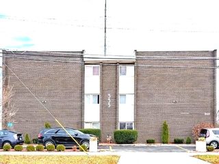 355 Bluff Avenue 3D, La Grange, IL 60525