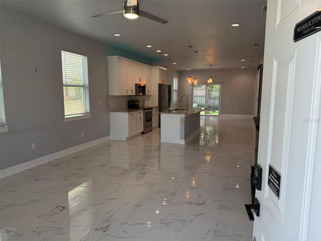 1821 E ESKIMO AVENUE, Tampa, FL 33604