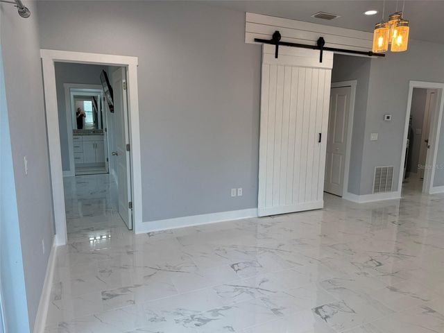 1821 E ESKIMO AVENUE, Tampa, FL 33604