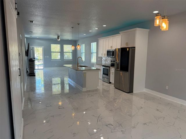 1821 E ESKIMO AVENUE, Tampa, FL 33604