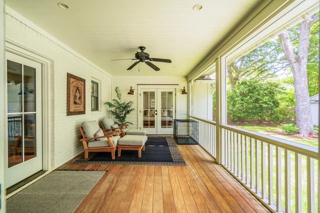1035 Lakeview Drive, Mount Pleasant, SC 29464