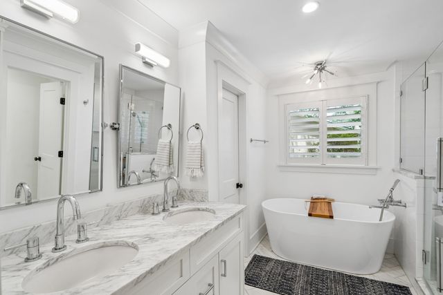 1035 Lakeview Drive, Mount Pleasant, SC 29464