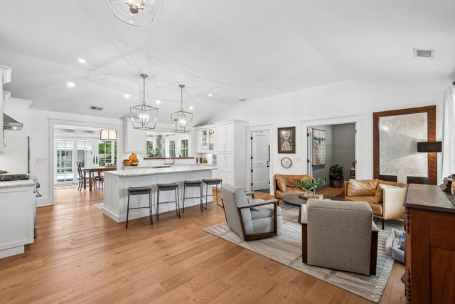 1035 Lakeview Drive, Mount Pleasant, SC 29464
