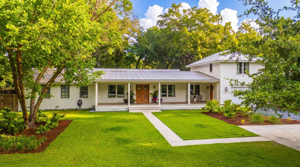 1035 Lakeview Drive, Mount Pleasant, SC 29464