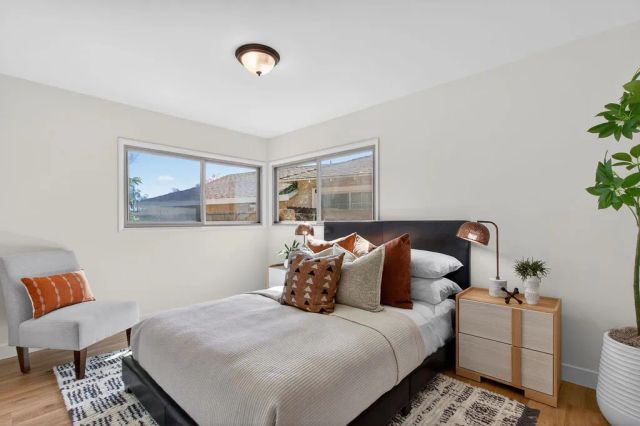 2610 N Deodar, Santa Ana, CA 92705