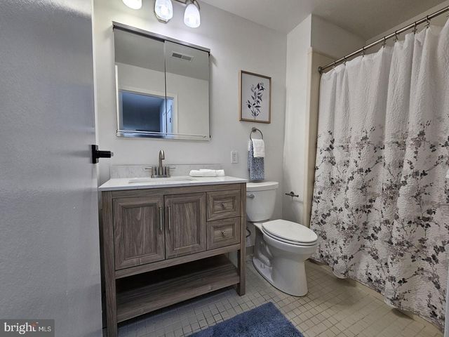 290 TAVISTOCK, Cherry Hill, NJ 08034