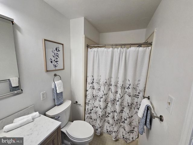 290 TAVISTOCK, Cherry Hill, NJ 08034