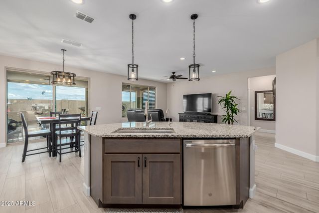 4839 W PICACHO Drive, Eloy, AZ 85131