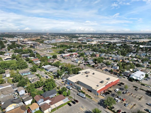 6648 Avenue C, Houston, TX 77011