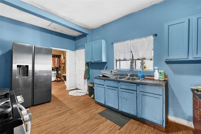 6648 Avenue C, Houston, TX 77011