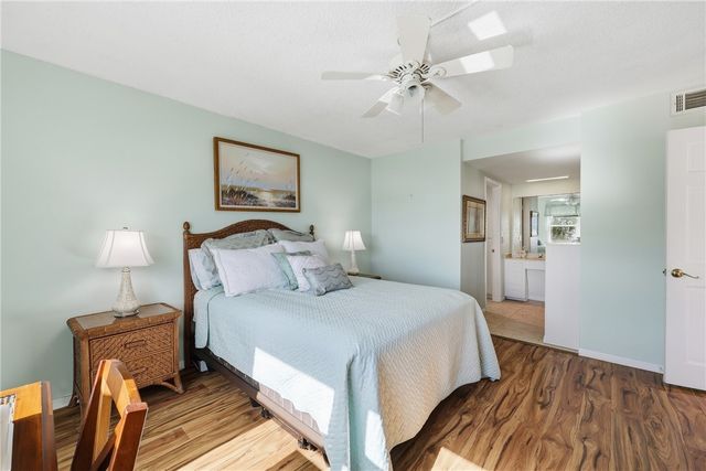 4049 Ocean Drive 307, Vero Beach, FL 32963