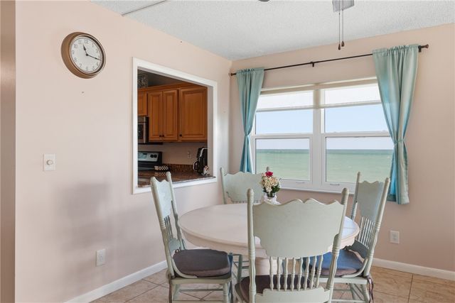 4049 Ocean Drive 307, Vero Beach, FL 32963