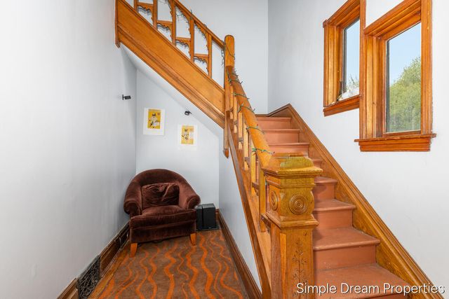 556 Lafayette Avenue SE, Grand Rapids, MI 49503