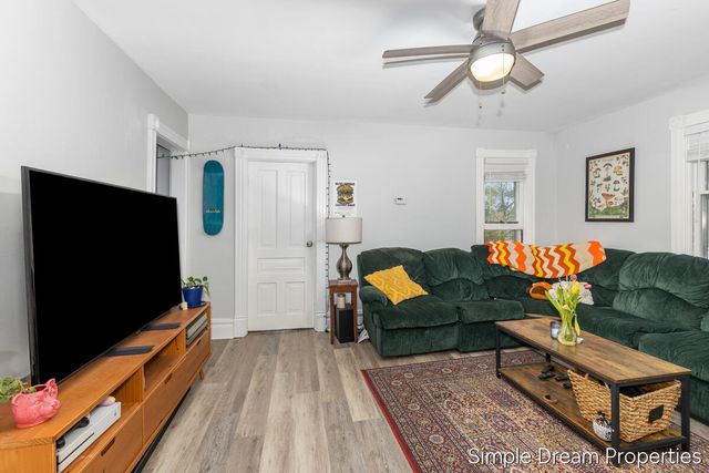 556 Lafayette Avenue SE, Grand Rapids, MI 49503
